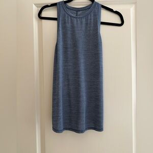 Lululemon Top Size 4